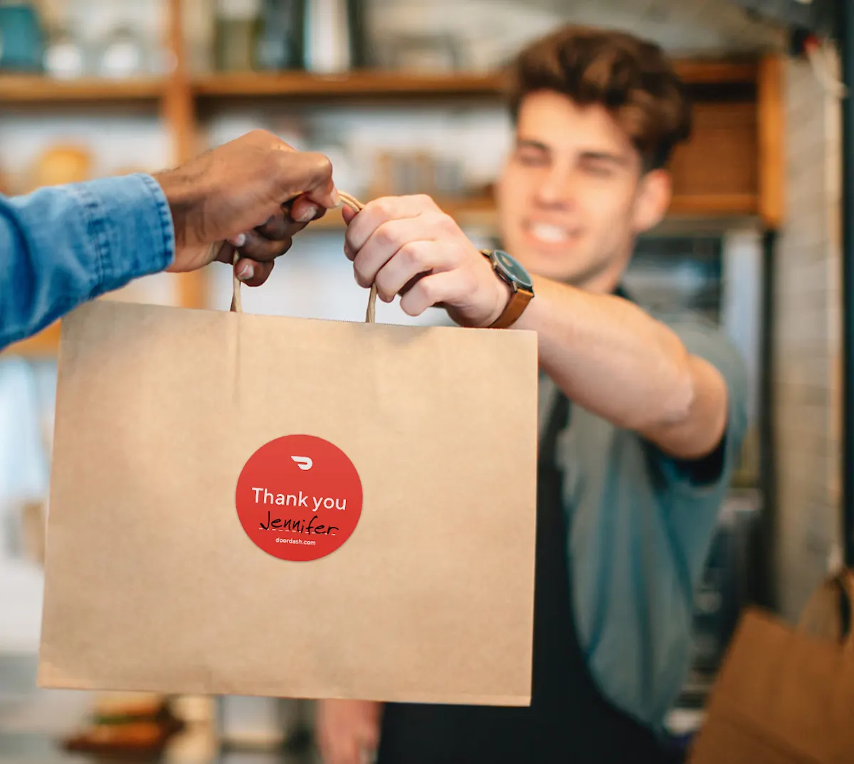 Dasher_Mx_bag_handoff