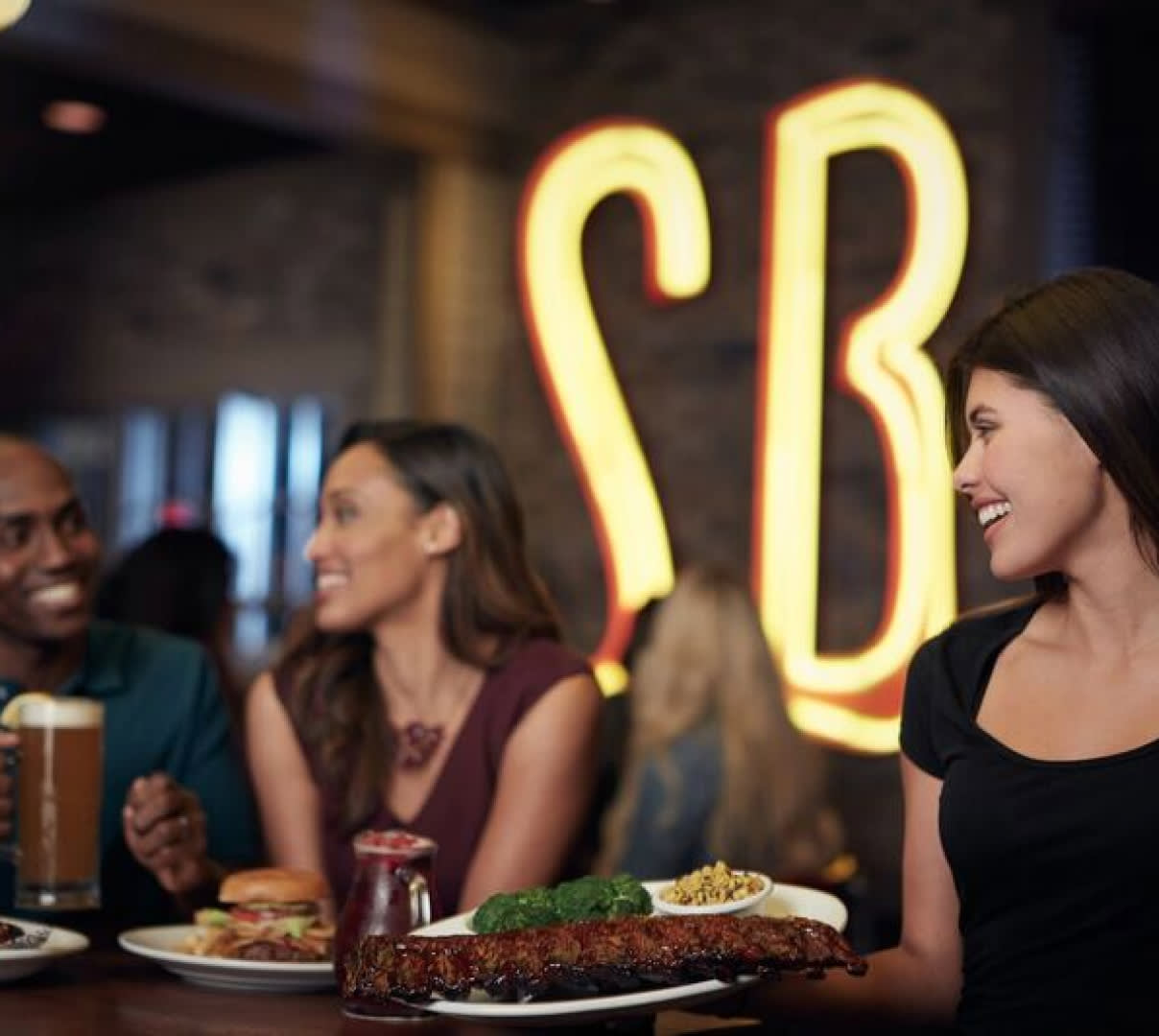 Smokey Bones restaurant and DoorDash