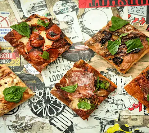 CxBlog-DD-CHI-Pizza-Pizza-Friendly-Pizza