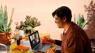 photography showing franchisee collaboration