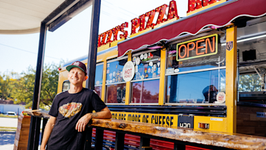 Mx - Izzy's Pizza - Header