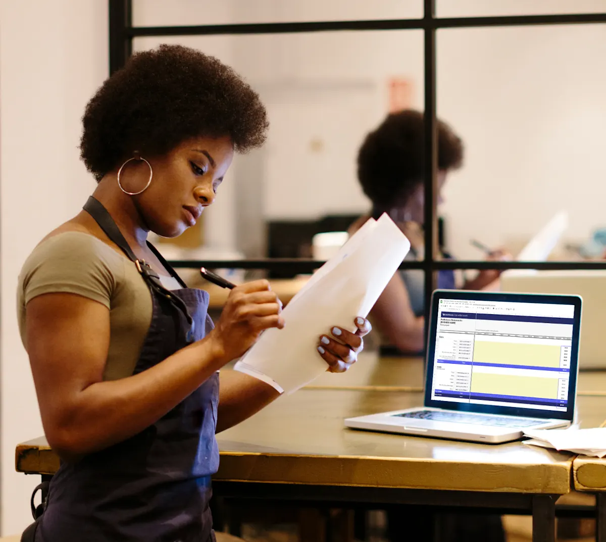 LC-hero-1208x1080-v35.04-Payouts