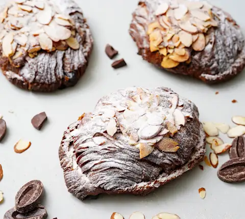 BestBakedGoods&DessertsNYC BienCuit almondcroissants article