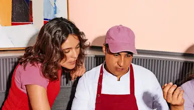 mx chef talking with staff
