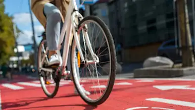 Dx - Blog - Rules of the Road: An Experienced Dasher’s Guide to Bike Safety - Bike dasher