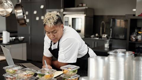 women chef planning restaurant