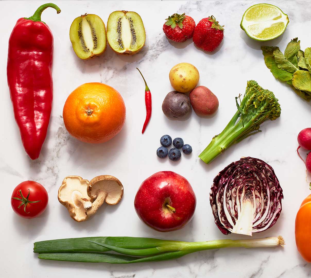 Image of various foods (vegetables and fruits)