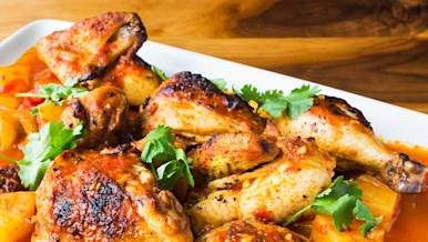 pollo guisado