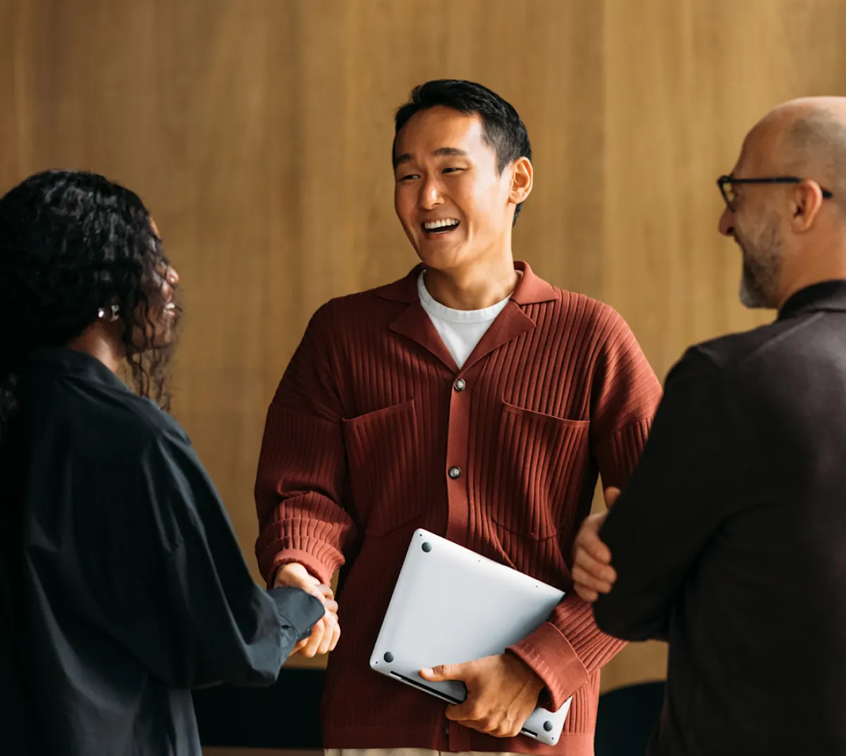 LC-hero-1208x1080-v50.05-Change-Ownership (1)