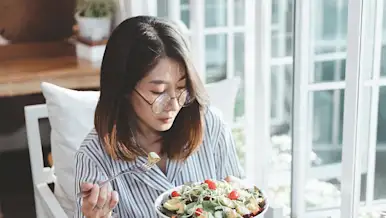 DDfB - Blog - How Eating Healthy at Work Can Improve Performance - Header