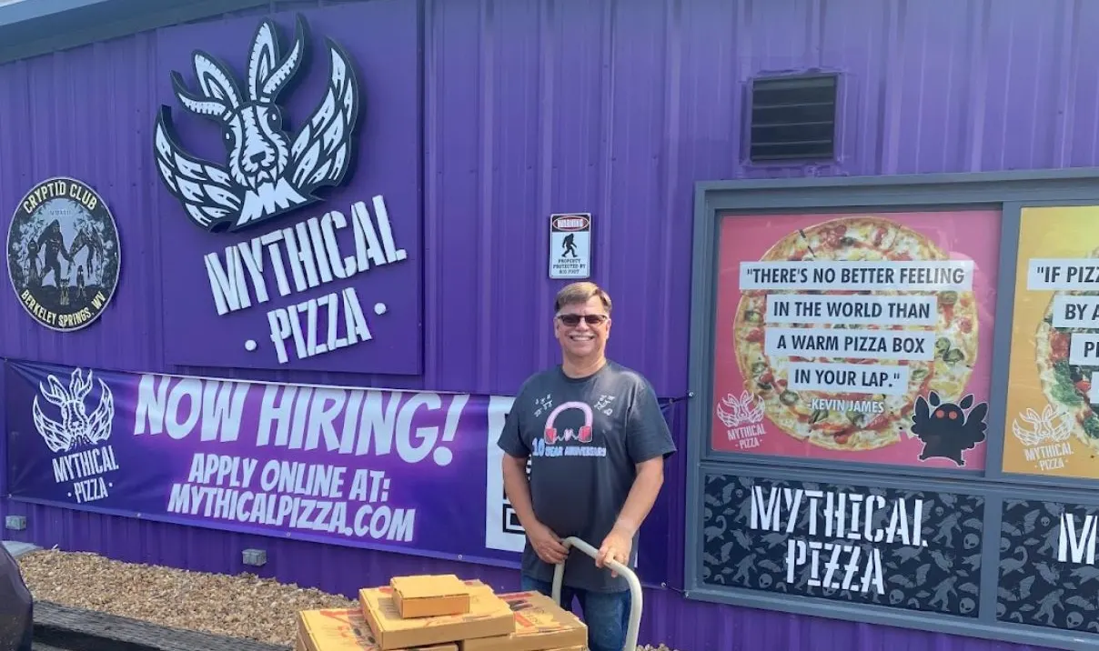 Mx Blog - Mythical Pizza - hero