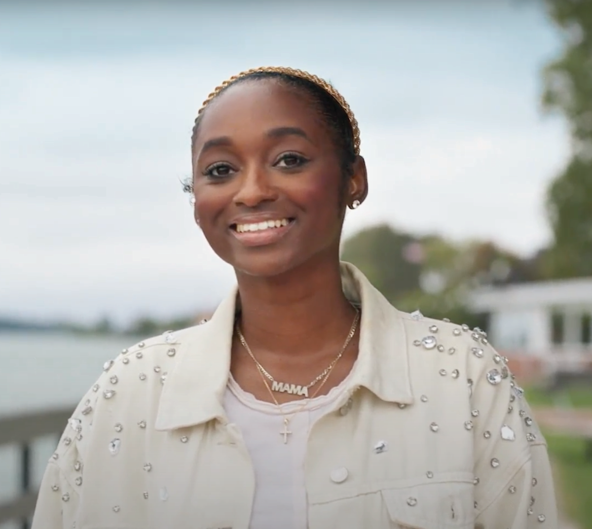 Corp Blog - DDI - Meet a Dasher - Samina - Featured Photo