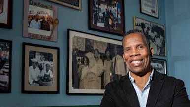 Mx - Dulan's - hero image