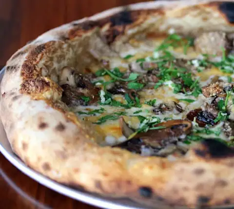 CxBlog-DD-BOS-Pizza-Area-Four