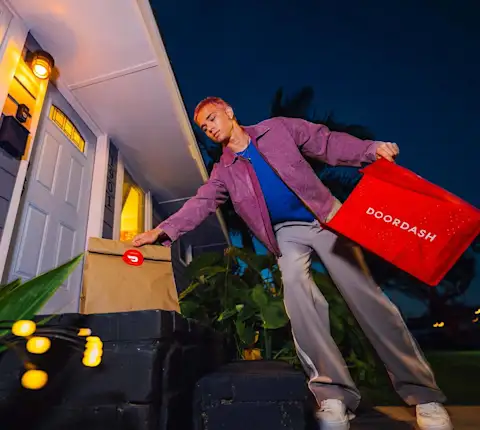 Dasher restaurant delivery at night