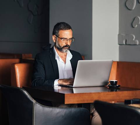 LC-hero-1208x1080-v61.02-Facilitators