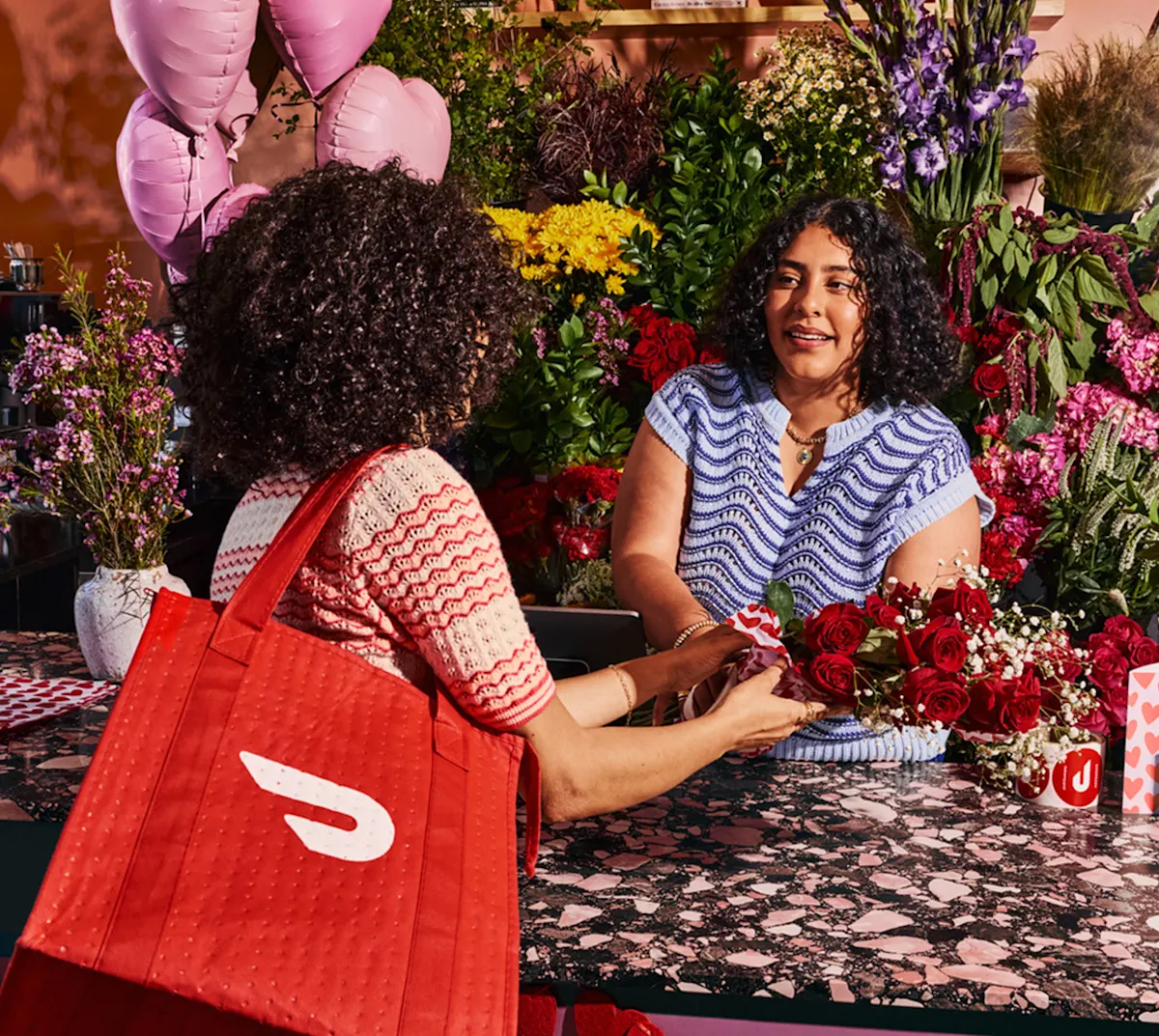 Mx Blog - Top Flower Delivery and Florist Trends 2025 - Hero