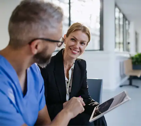 DDfB- Pharma- woman smiling at doctor
