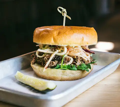 BestBBQDallas Loro brisketsandwich article