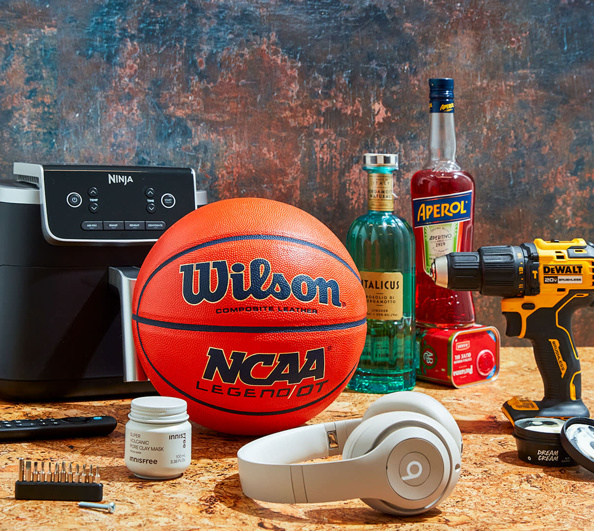 CxBlog-DD-FathersDay-GiftGuide-LEAD