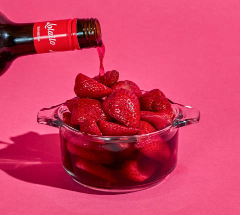 Cx Blog: Strawberries in Red Wine