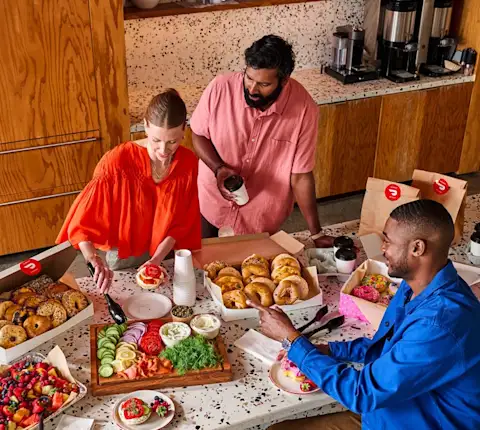 DDfB - Image - Transform your internship program with shared meals