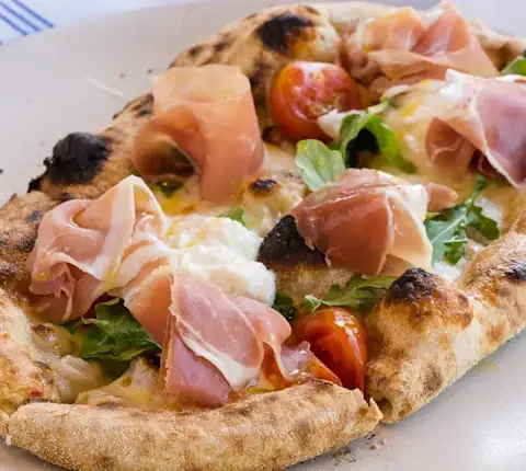 roma antica - prosciutto pizza