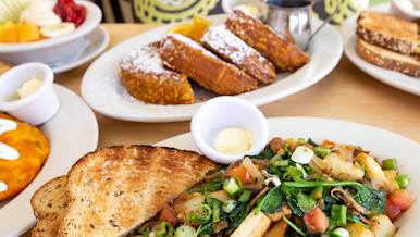 BestBreakfastPDX MothersBistro&Bar group feature