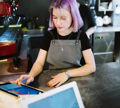 LC-hero-1208x1080-v67.03.09-POS-ItsaCheckmate