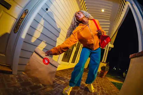 Dx Dasher at doorstep