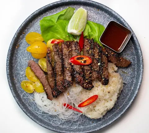 1137914 Grilled Vietnamese Steak