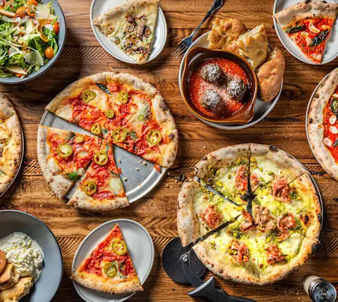 BestRestaurantsChicago RoebuckPizza group article
