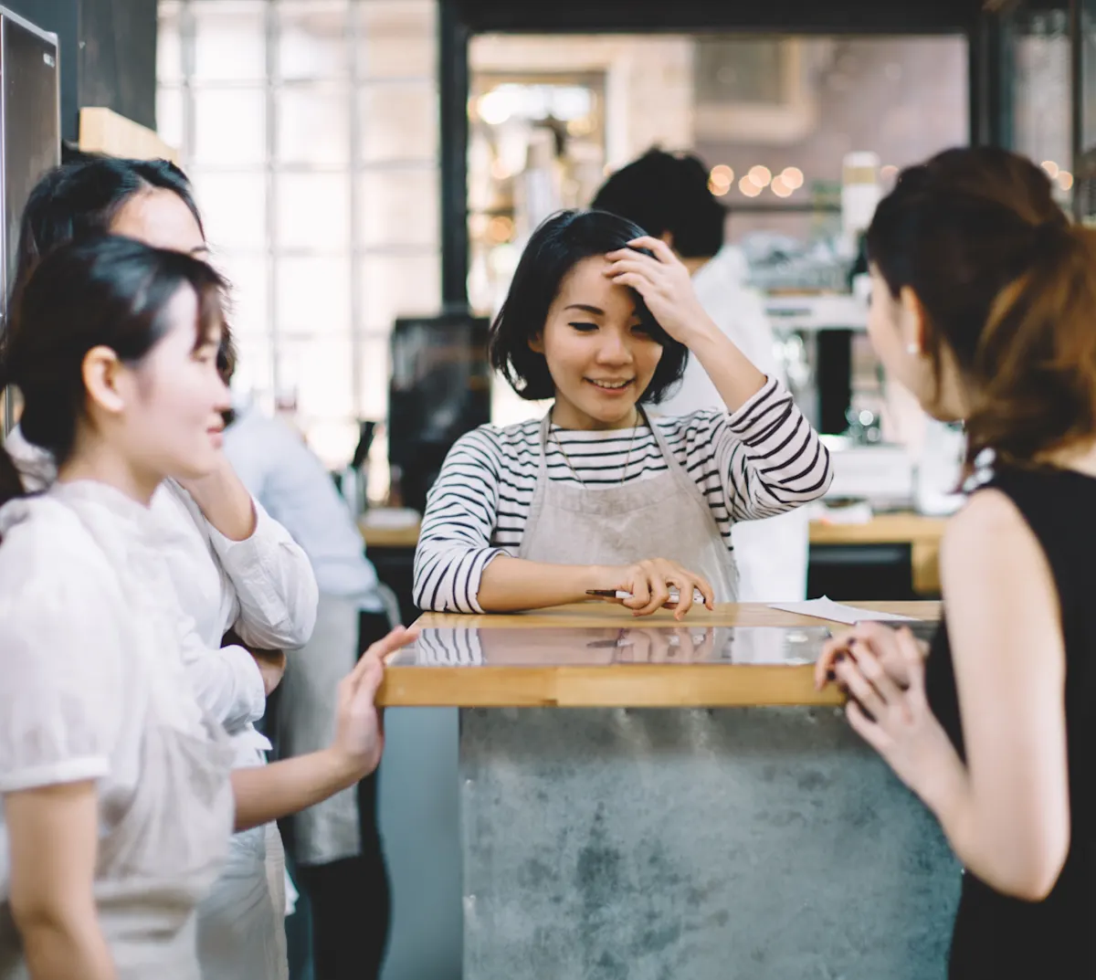 LC-hero-1208x1080-v53.01-Menu-Pricing-Insights