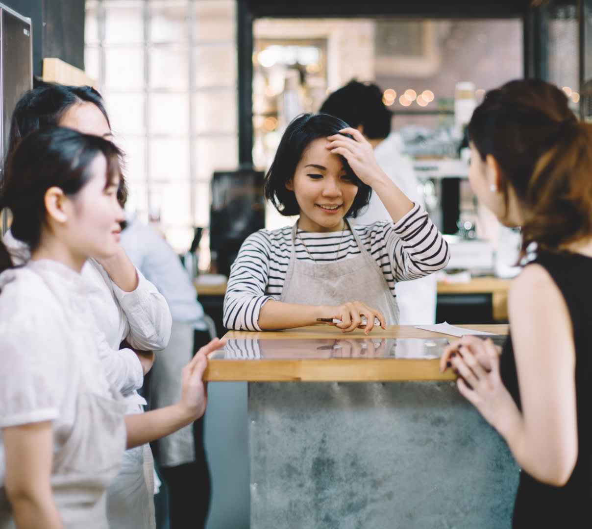 LC-hero-1208x1080-v53.01-Menu-Pricing-Insights