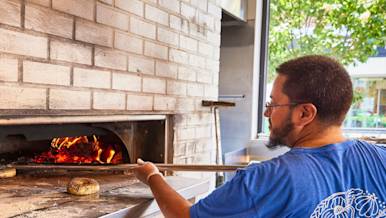 Spread Bagelry Hero Image