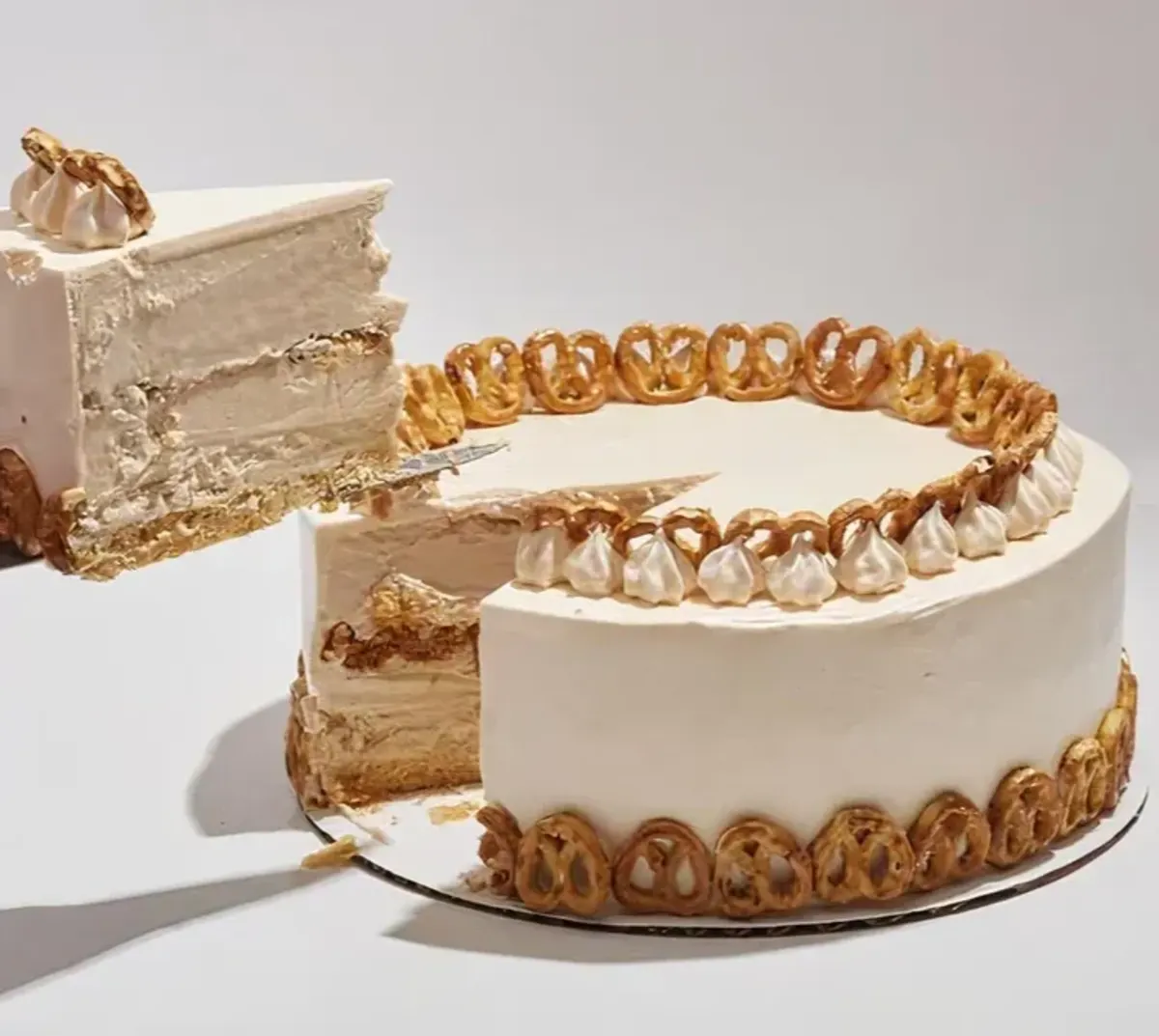 Morgenstern-s Finest Ice Cream - salted caramel cake