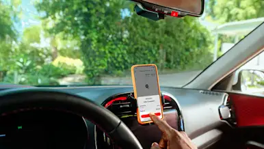 A dasher using a navigation app