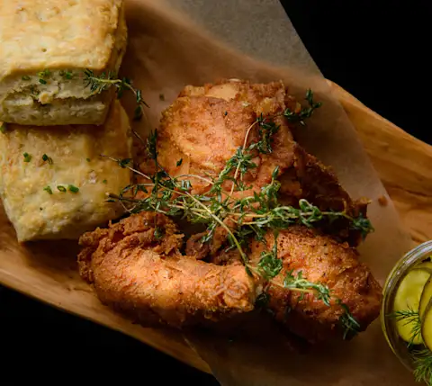 PhiladelphiaMidtownVillage BudandMarilyns chickenandbiscuits article