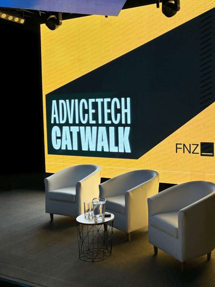 Lang cat Image replacements