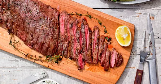 ARRACHERA EN SALSA DE JALAPEÑO