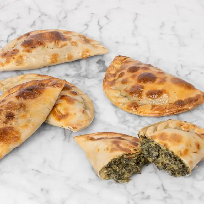 81628-empanadas-de-espinacas-con-queso