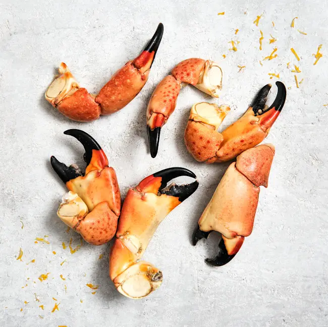 81742-wfmex-raw-tenazas-de-cangrejo-moro-colosal-pescados 720x718-1