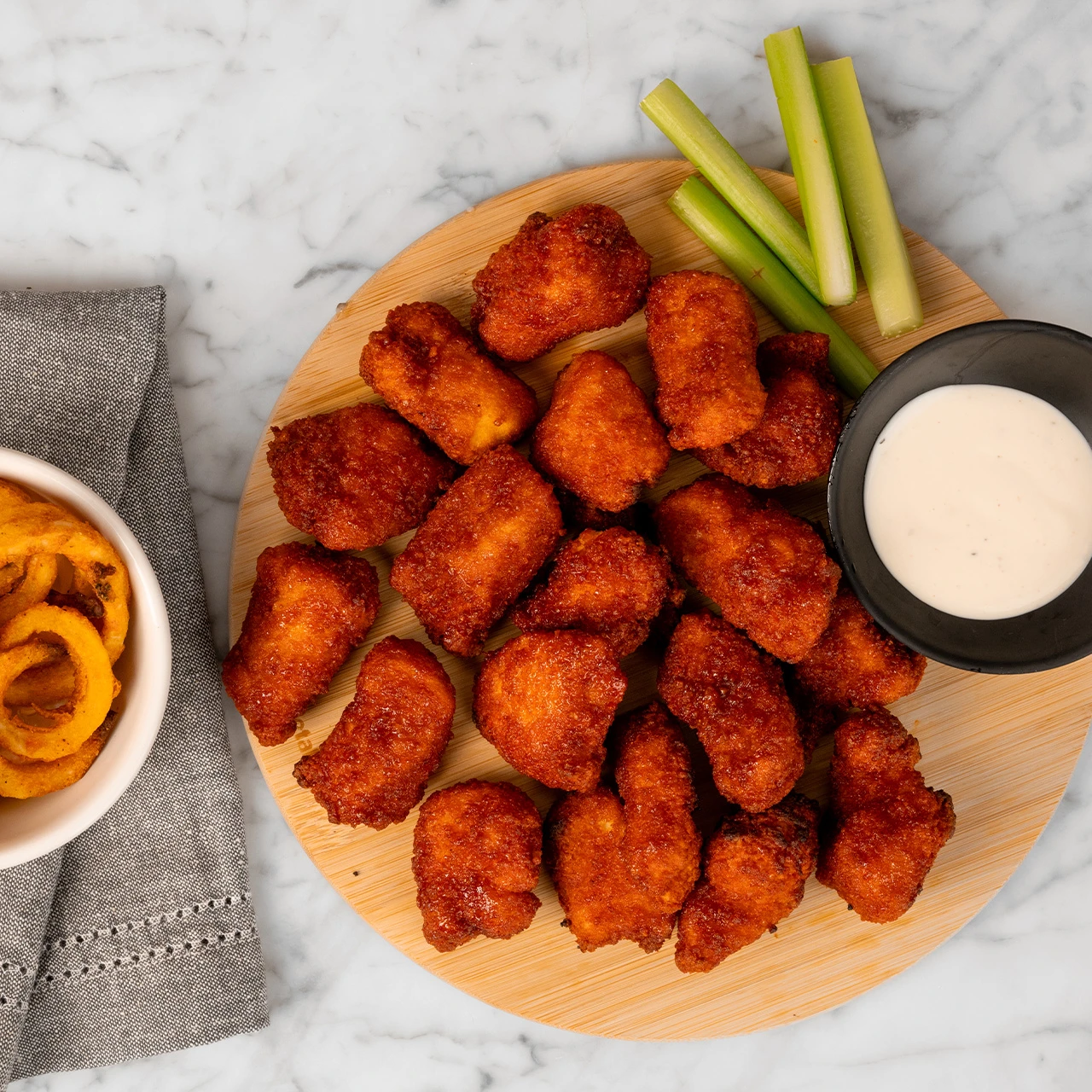 81906_WFMex_Lifestyle_CUBOS DE PECHUGA BUFFALO EMPANIZADOS_Aves