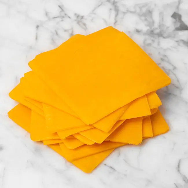 81536-queso-cheddar-rebanado