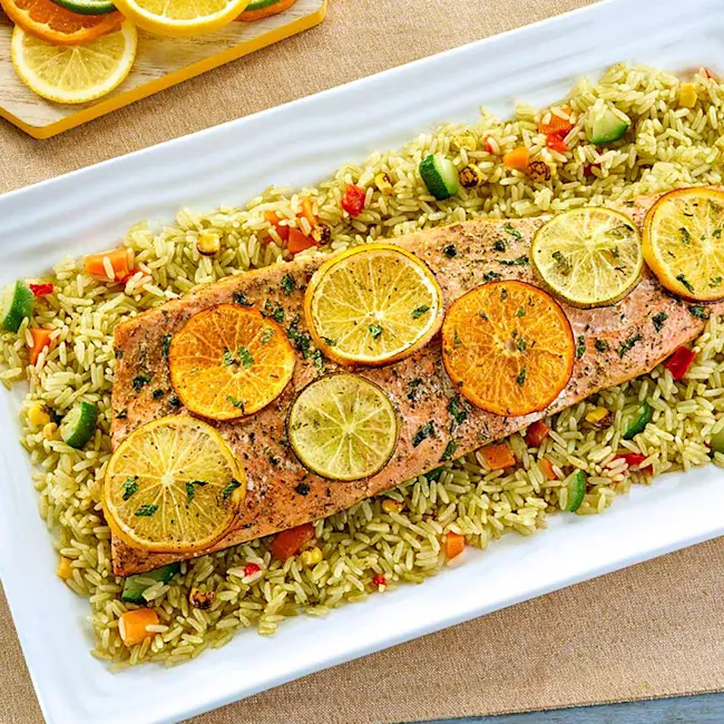 40-lomo-de-salmon-al-horno-con-citricos_ec7d79ec-9825-453b-a7fc-2c14a4365acf_900x900 3