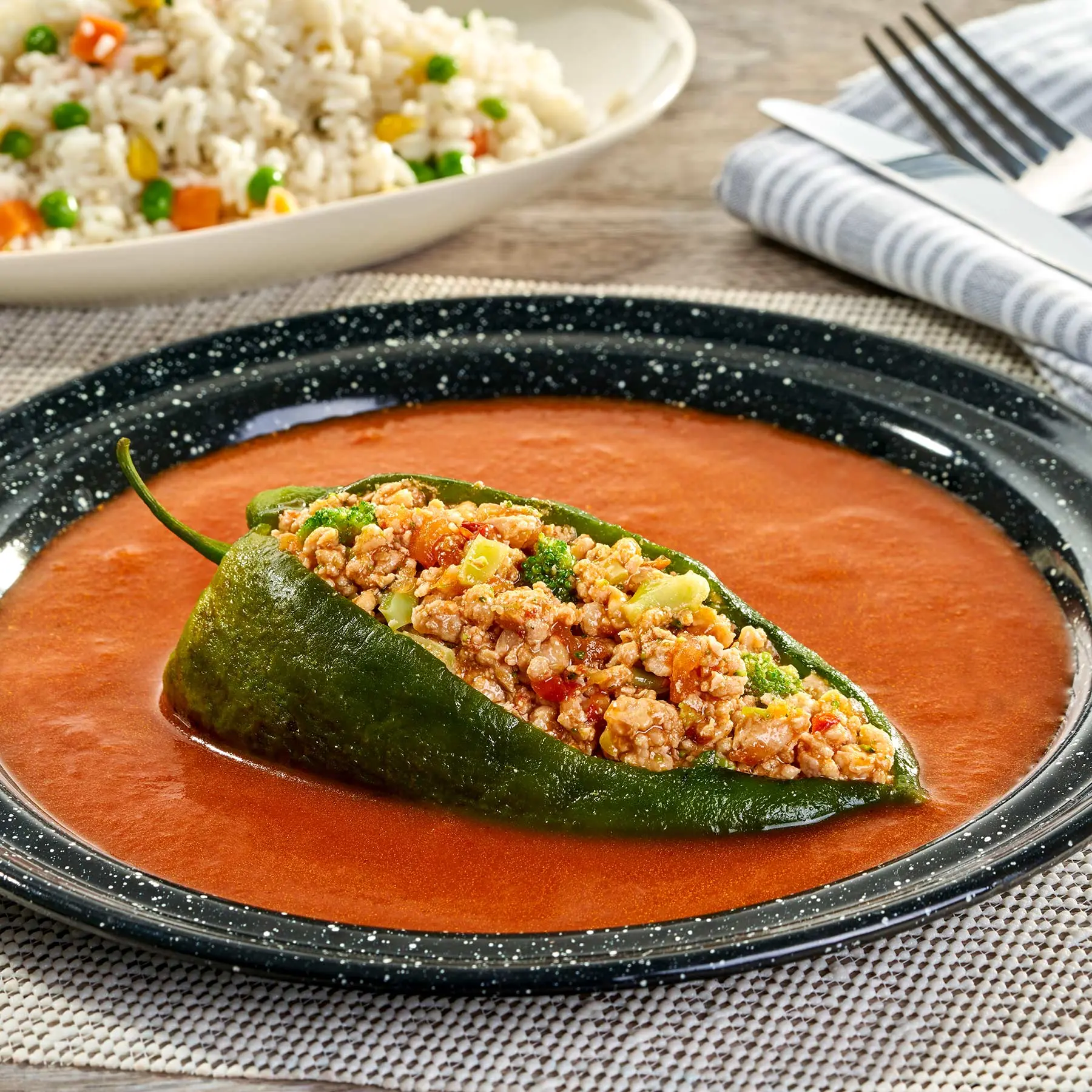 CHILE RELLENO DE PICADILLO DE CERDO