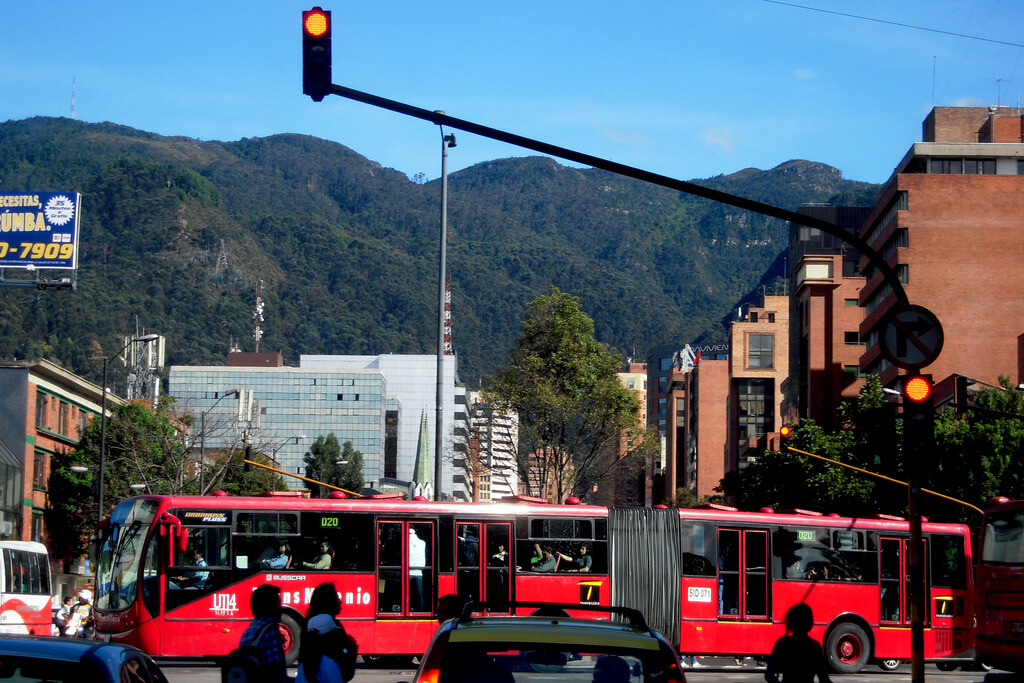 Bogot Redujo La Contaminaci N Y Las Muertes En La Carretera Con Una