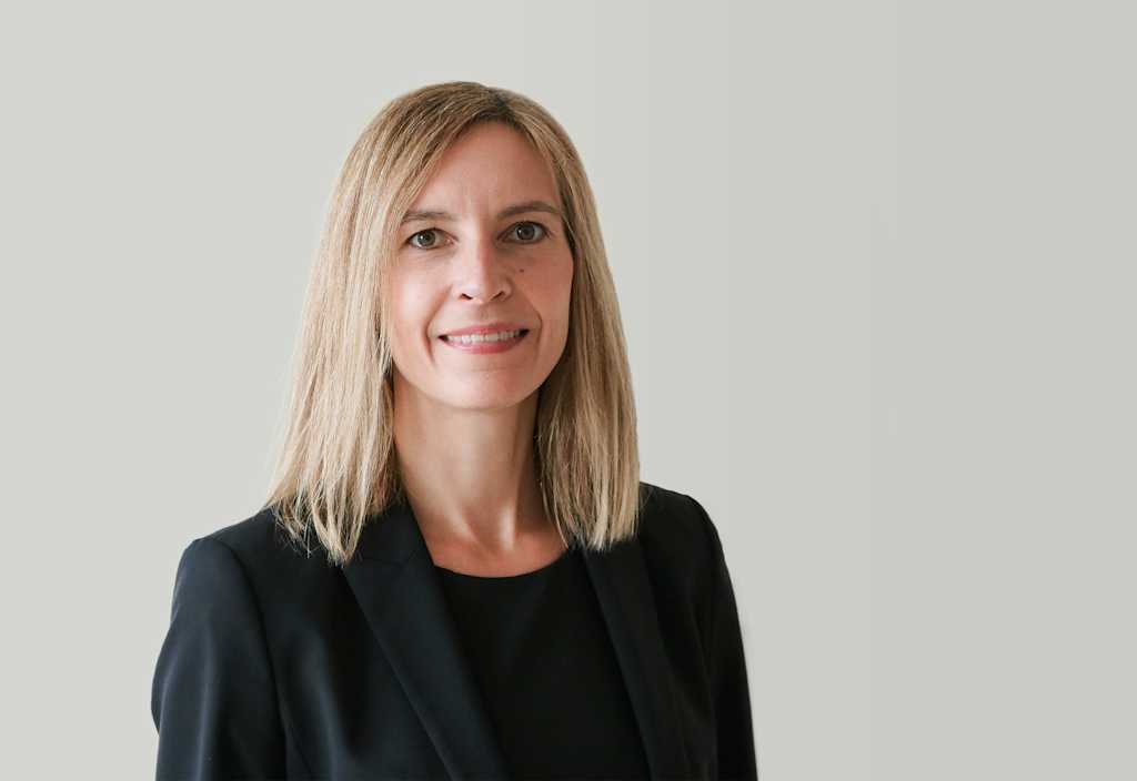 Portrait Bianca Ahrens, COO bei Bloxxter.
