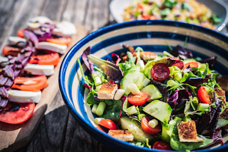 What is the price range for a good catering service?