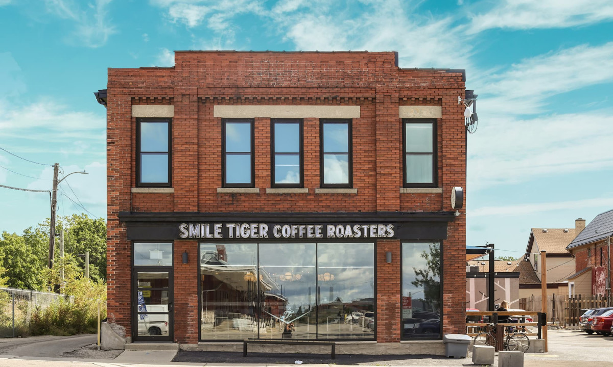 Exterior of Smile Tiger in Kitchener